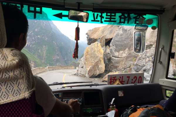 Tiger Leaping Gorge Road rockfalls