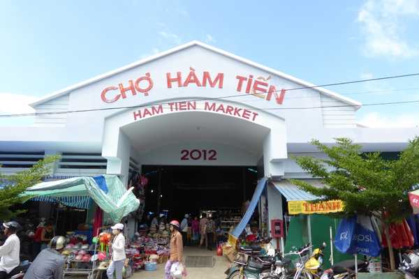 things to do in mui ne go to the market