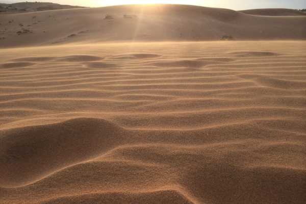 things to do in mui ne red sand dunes