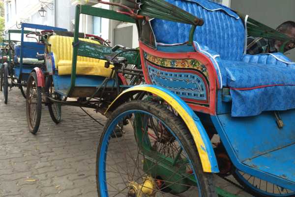 Pulled rickshaws in Pondicherry