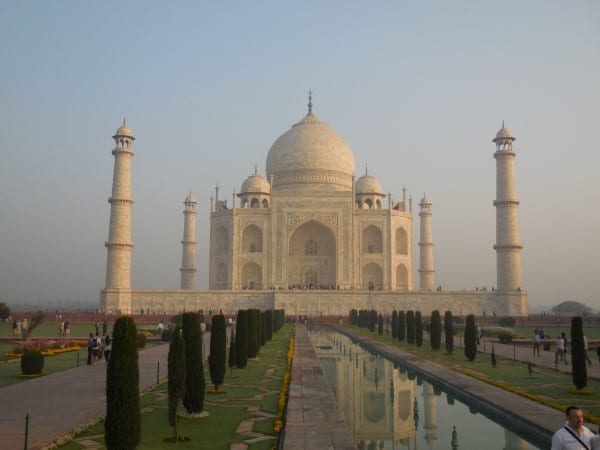 Awe Inspiring Agra - dawn at the Taj Mahal (2)