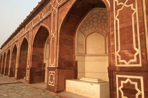 Humayun's Tomb in the afternoon sun
