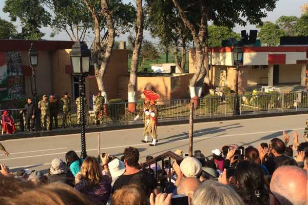 India Pakistan Wagah Border Closing Ceremony