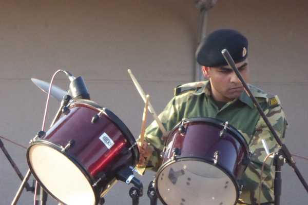 India Soldier drumming at Wagah Border Ceremony