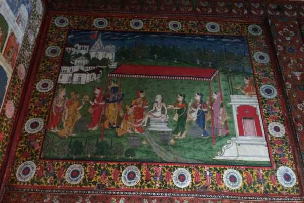 Vibrant murals at Tambekar Wada, Vadodara