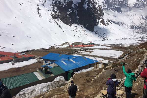 Above Machhermo waving off the helicopter