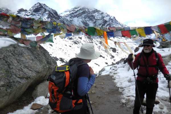 Arriving at the Thukla Pass