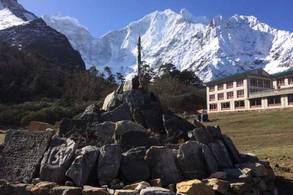 Cairn at Tengboche