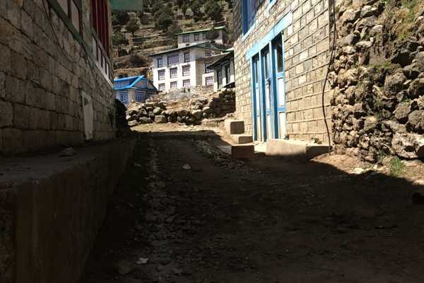 Hiking up to our campsite at Namche Bazaar