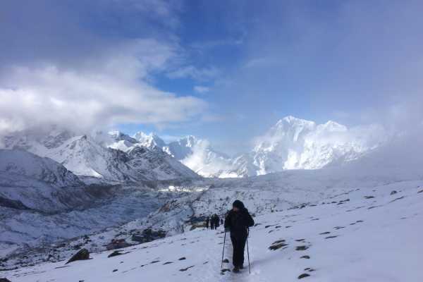 Trekking up Kalapathar