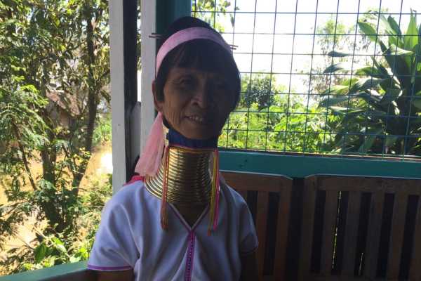 Karen Hill Tribe _Long Necked_ Lady Myanmar