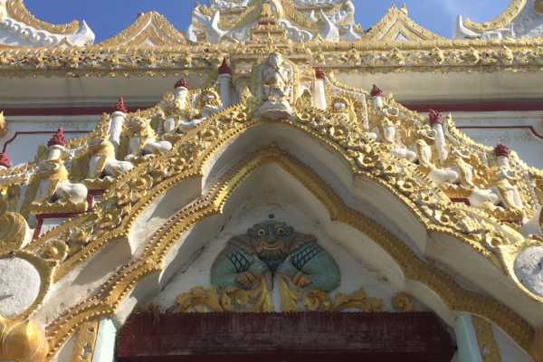 Mahamuni Pagoda Mandalay