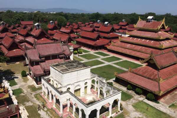 Mandalay Palace