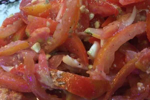 Tomato salad with mint in Bagan