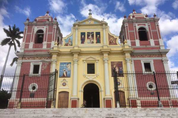 Iglesia El Calvario Leon