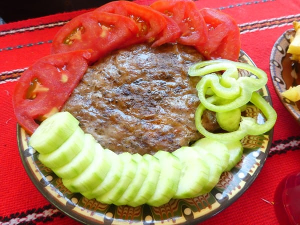 Dancing Bears Park BBQ Restaurant BEAR PAW