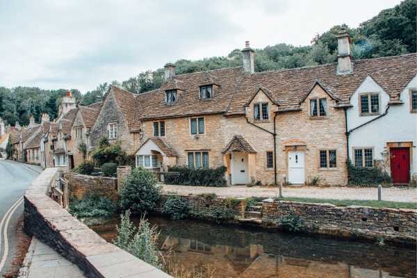 most beautiful english villages castle combe
