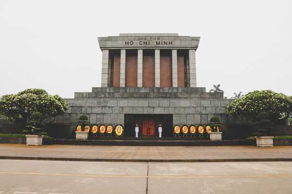 Ho chi minh mausoleum Hanoi