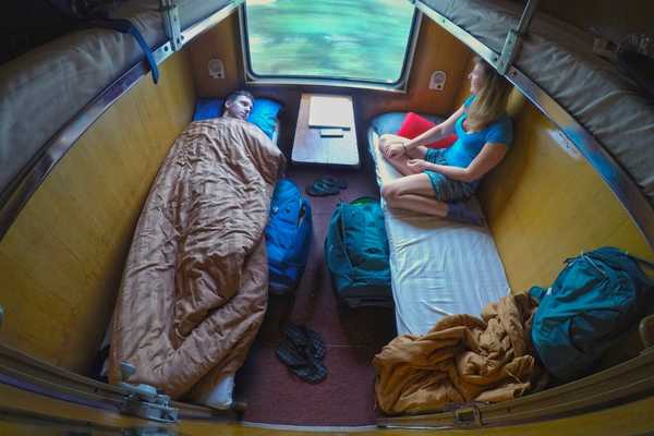 phong nha to hanoi sleeper train vietnam
