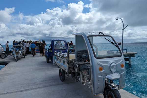 Jetty in Fulidhoo on arrival