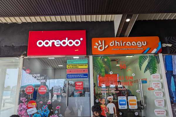 Velana Airport Ooredoo and Dhiraagu SIM Stores