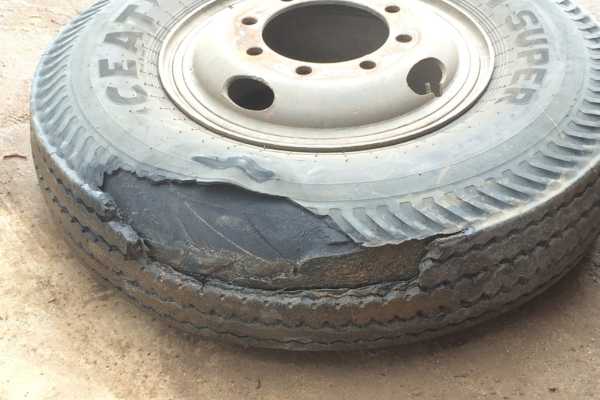 Shredded Tire on Sri Lankan Bus