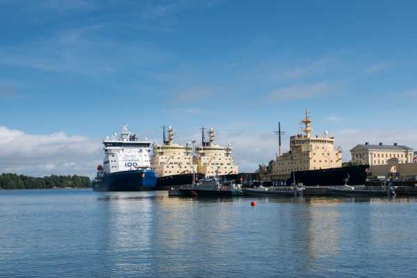 Ice Breaking Ships Helsinki