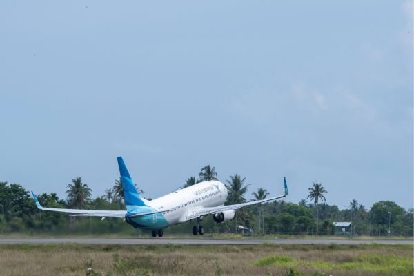 Plane indonesia about to take off