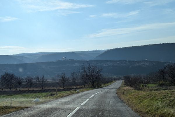 Roads to the site of Old Orhei