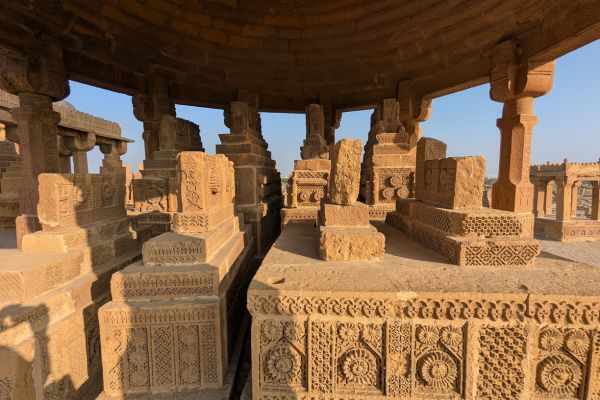 Tombs inside the canopy at Chaukhandi Necropolis