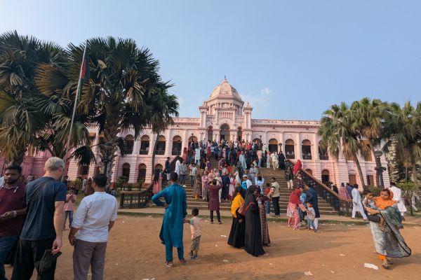 Dhakas Pink Palace front Steps with crowds