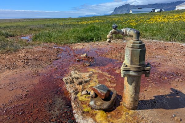 Ölkelduvatn Mineral Spring