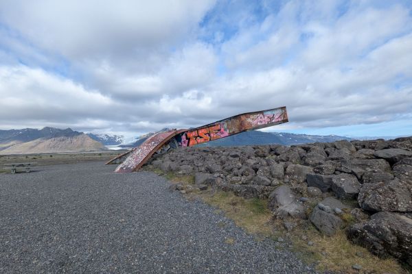 Skeiðará Bridge Monument
