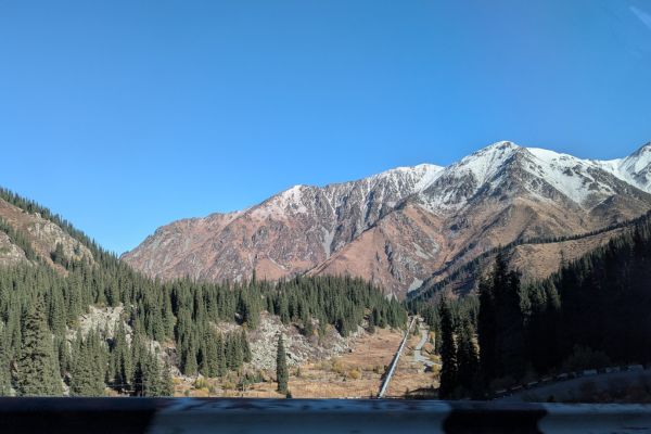 Pipeline Hiking Route to Big Almaty Lake